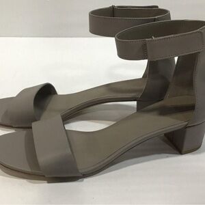 NEW!! Women’s Vince Rita Grey Leather Elegant Sandals Size 8M